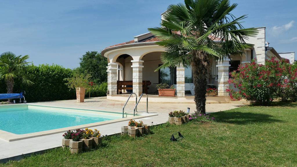 Villa Parenzo Poreč Buitenkant foto